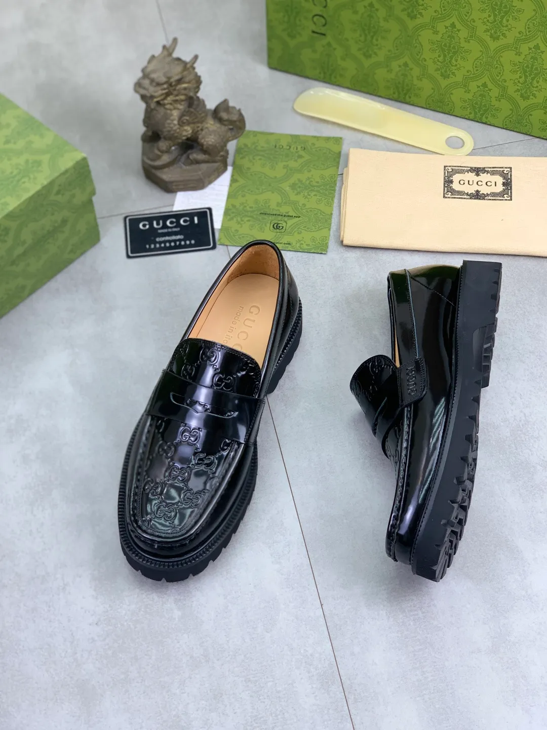 Men's shoes P580💰【New style】🆘Water dyed cowhide lining (GUCCI) Gucci business leather shoes, made of original imported Italian 🇮🇹 open-edge beaded calfskin, fully water-dyed cowhide lining, carefully handmade by professional shoemakers, the original version is specially designed for wear-resistant and lightweight foam outsole. Standard code: 38-45 5️⃣color🉑️select